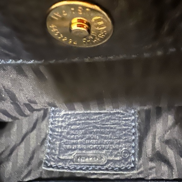 Coach Midnight Blue Leather Shoulder Bag Vintage from the 90’s - Picture 5 of 11
